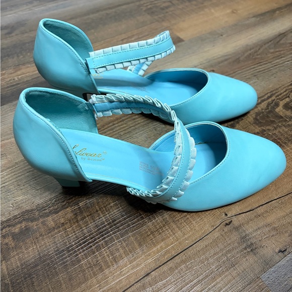 Softwear By Beacon Vintage Kitten Heel Closed Toe Shoes 10W Blue Flirty Elegant - Picture 4 of 9